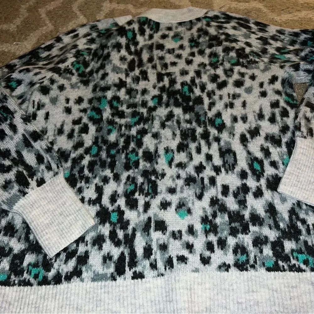 Loft nwt size M sweater